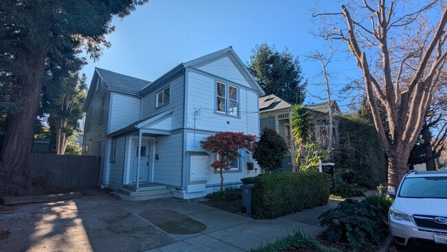 Photo - 816 Addison St Townhome