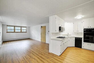Building Photo - 508 Ridgewood Ave