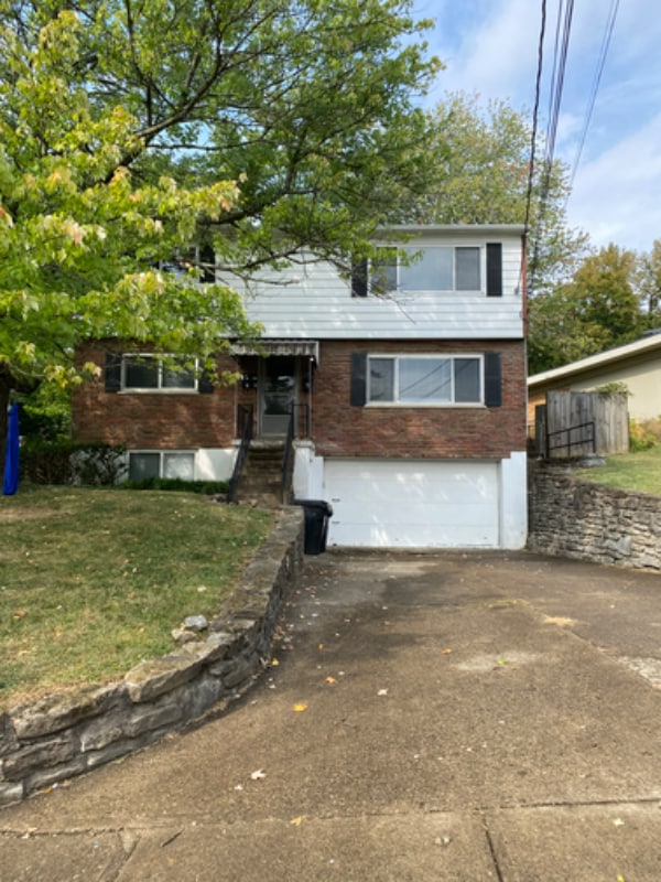 Building Photo - 4947 Charlemar Dr