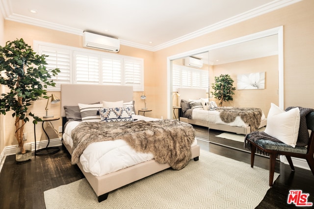 Bedroom 1 (furnishing not included) - 837 11th St