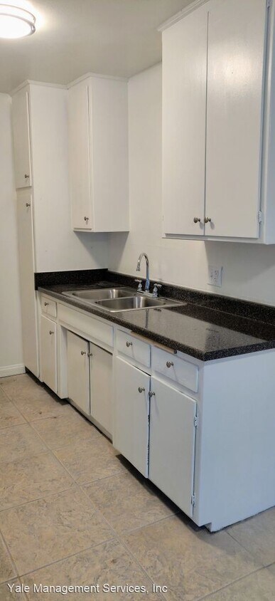 Foto principal - 1134-1138 E Elk Ave