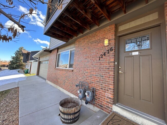 Building Photo - $0 DEPOSIT OPTIONS. SPACIOUS 4-BEDROOM, 3....