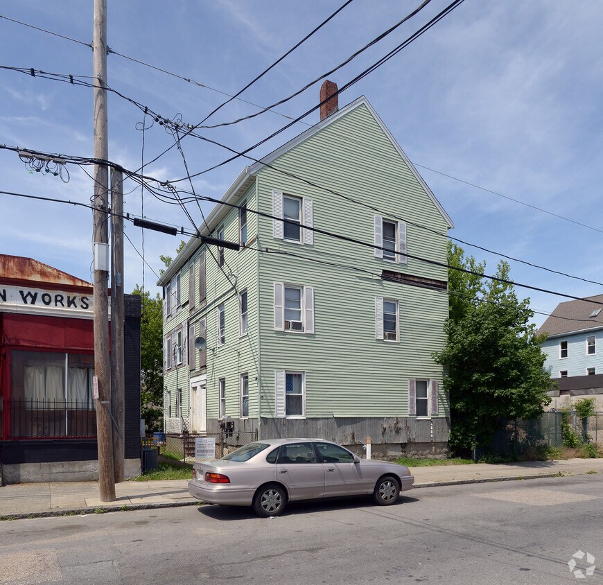 15 Beetle St, New Bedford, MA 02746 15 Beetle St New Bedford, MA Apartments for Rent in New