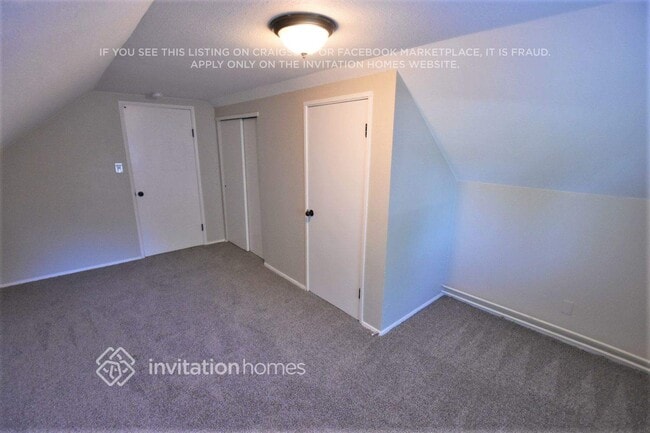 Building Photo - 3216 S 72nd St