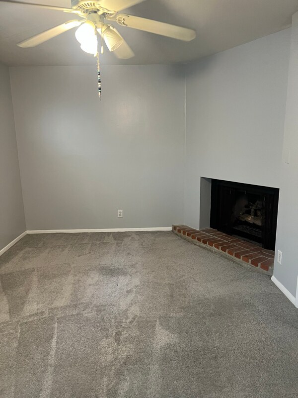 Foto principal - 849 Penn Ave NE