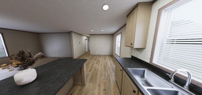 Foto del edificio - 2451 8 Mile Rd