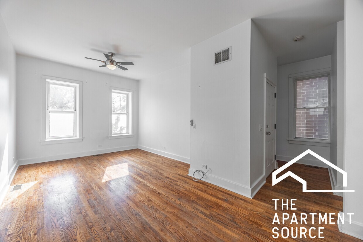 Foto principal - 1820 S Throop St