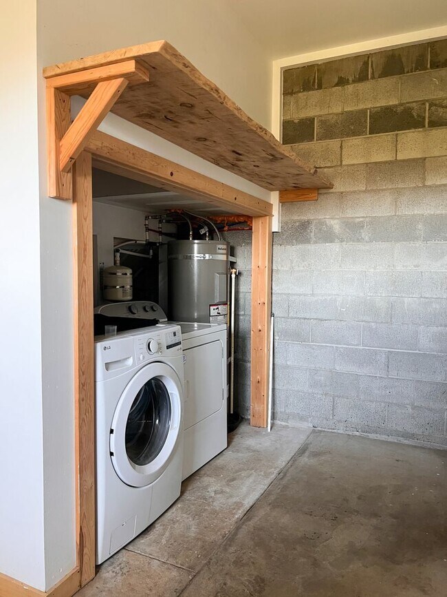 Foto del edificio - FURNISHED COUNTRY COTTAGE IN BROWNSVILLE