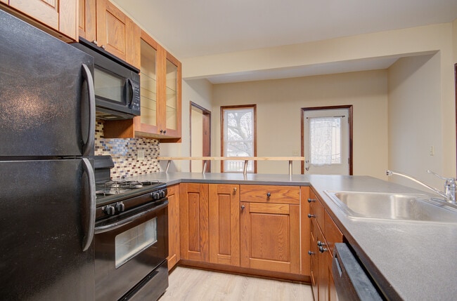 Foto del edificio - 811 John St