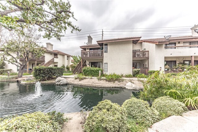 Foto del edificio - 13100 Creek View Dr