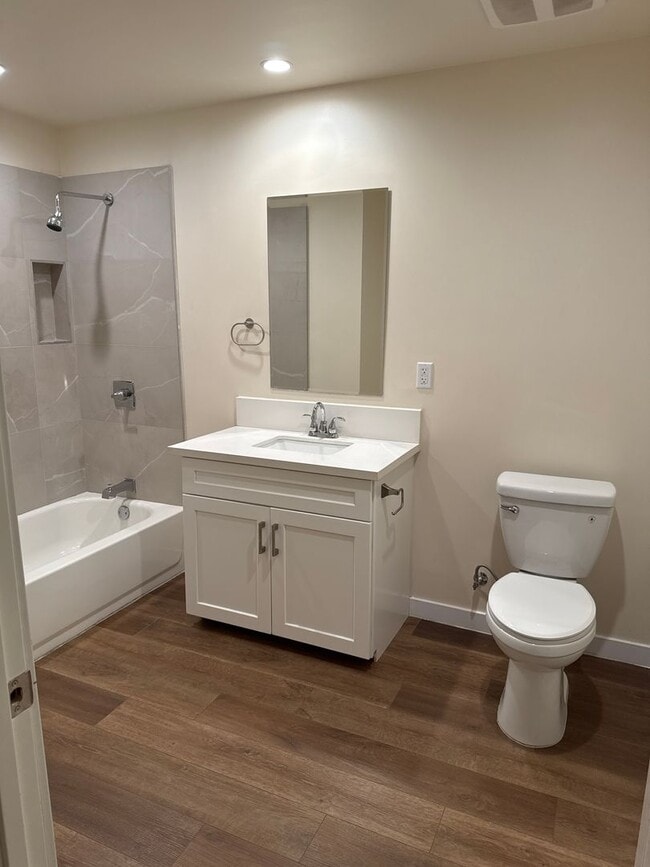 Interior Photo - The Hamilton