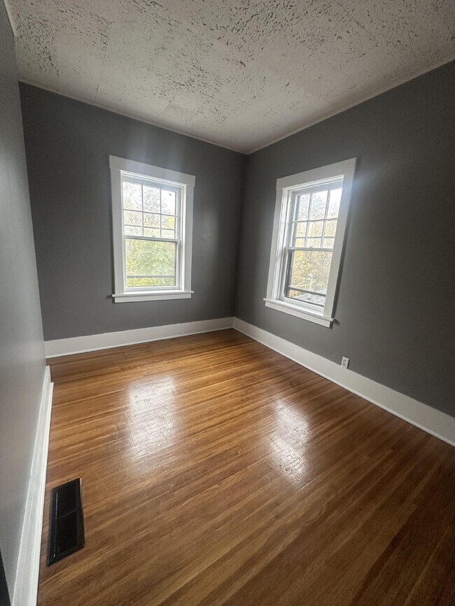 Foto del edificio - Beautiful two-bedroom home located in Rochester NY!