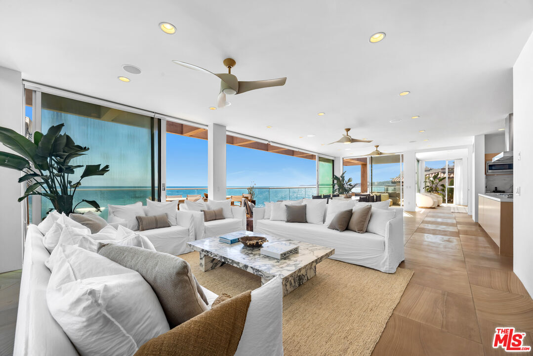 Foto principal - 25102 Malibu Rd