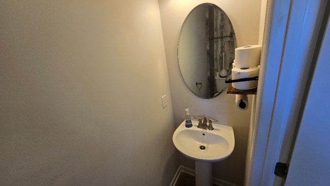 Foto del edificio - 2539 Grove Park Way