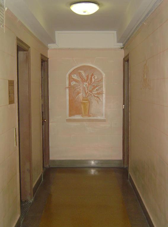 Building Photo - 147 W 79th St
