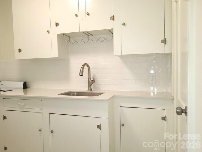 Foto del edificio - 2114 Brandon Cir