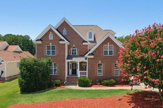Building Photo - 2912 Oak Bridge Dr