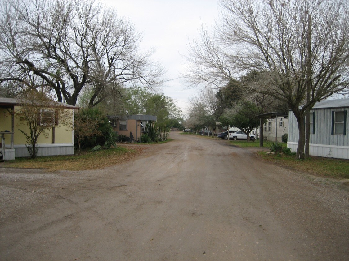 Primary Photo - 901 Valley View Rd