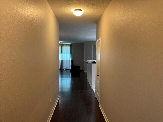 Building Photo - 10523 Kentington Oak Dr