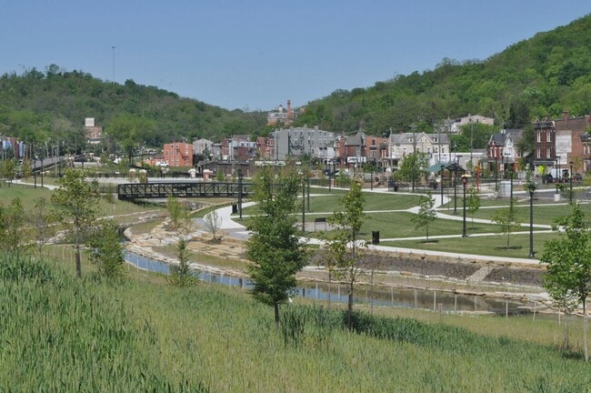 Building Photo - The Woods at Wyoming