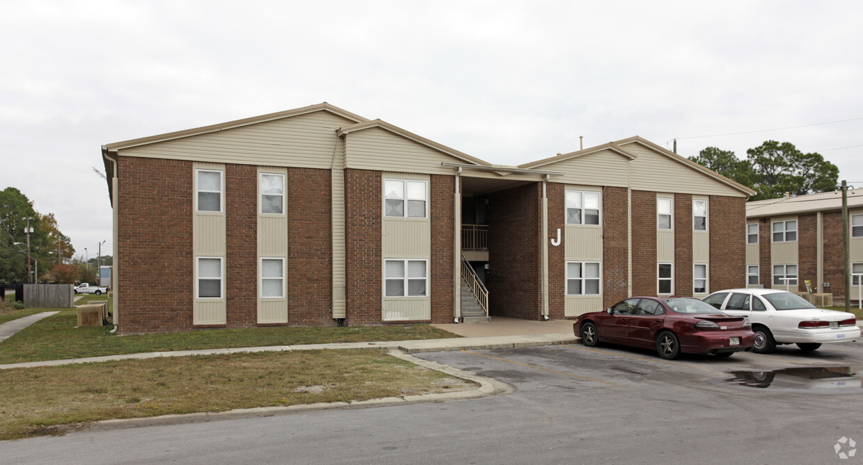 Foto del edificio - Henry Kirkland Garden Apartments