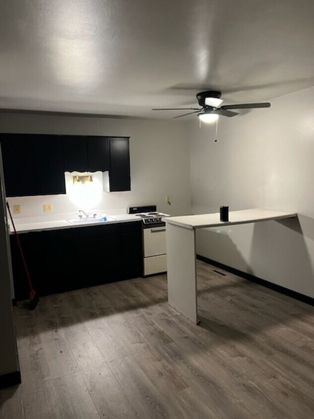 Foto principal - 126 Poplar St