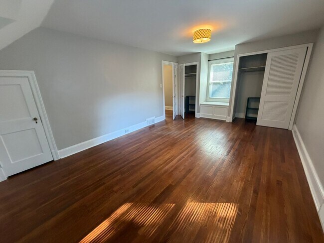 Foto del edificio - 208 Woodland Dr