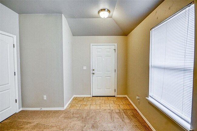 Foto del edificio - 4801 SE 77th St