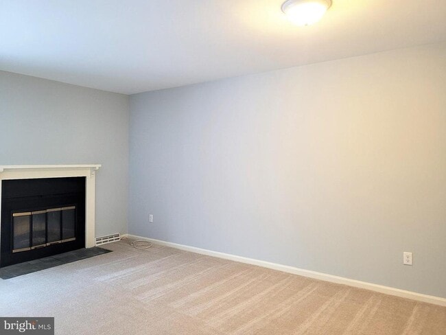 Foto del edificio - 31 Lamplighter Ln