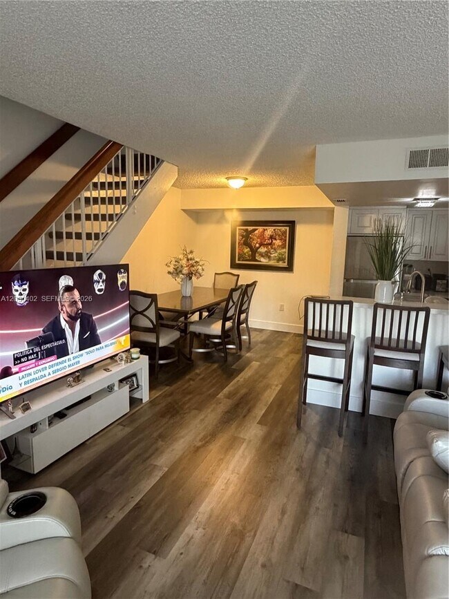 Foto del edificio - 675 NW 85th Ct