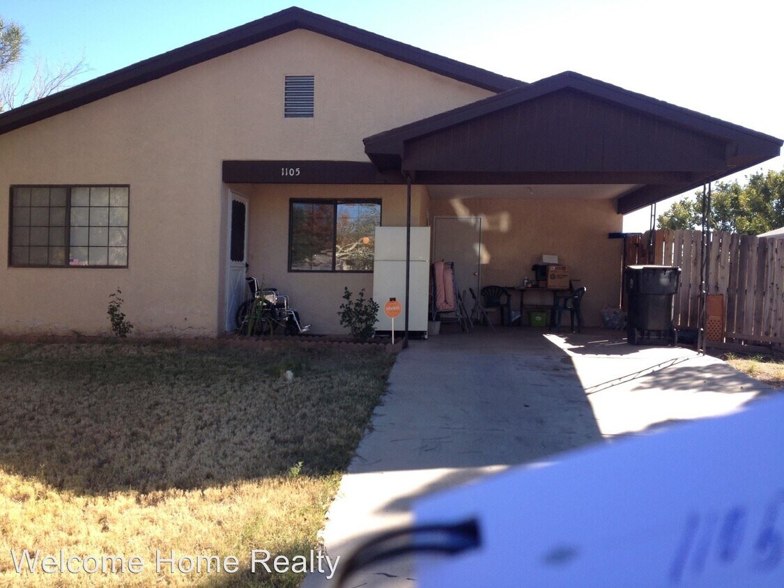 Primary Photo - 3 br, 1 bath House - 1105 Marcial