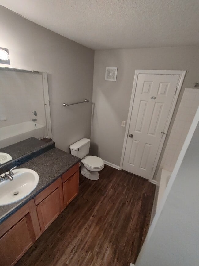 Building Photo - St. Andrews Apartments