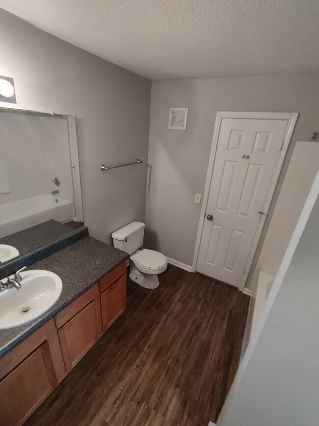 Building Photo - St. Andrews Apartments