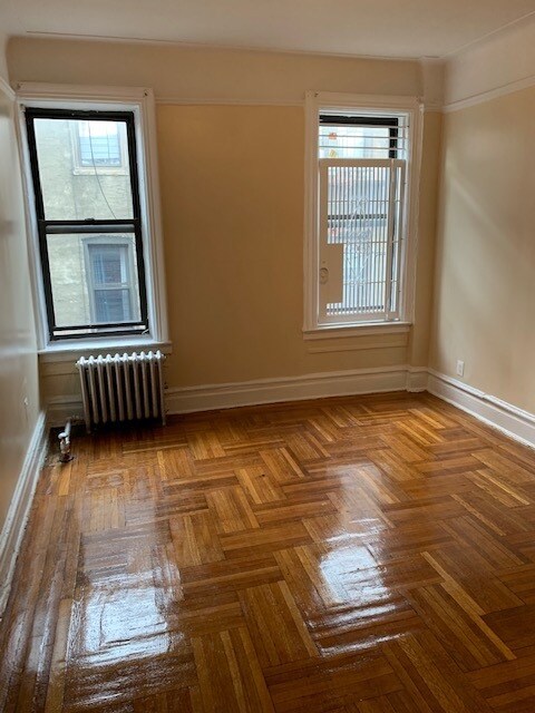 Building Photo - 1330 Eastern Pky