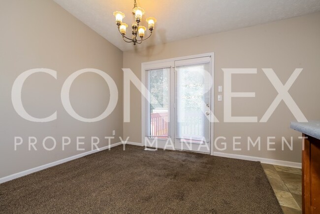 Building Photo - Can't beat this gorgeous Middletown home!