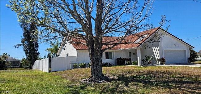 Foto del edificio - 420 SE 15th Terrace