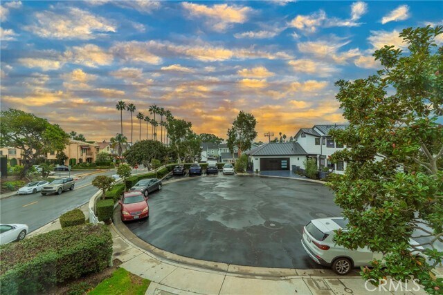 Foto del edificio - 2750 Point Del Mar