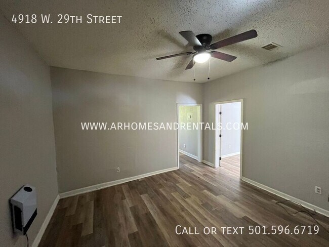 Building Photo - 4918 W 29th St