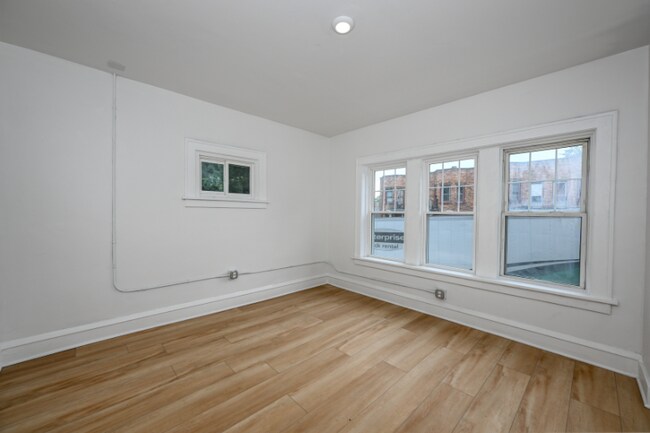 Building Photo - 1384 W 83rd St