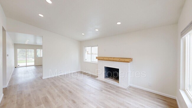 Foto del edificio - Amazing 3 Bedroom Home in Mission Viejo!