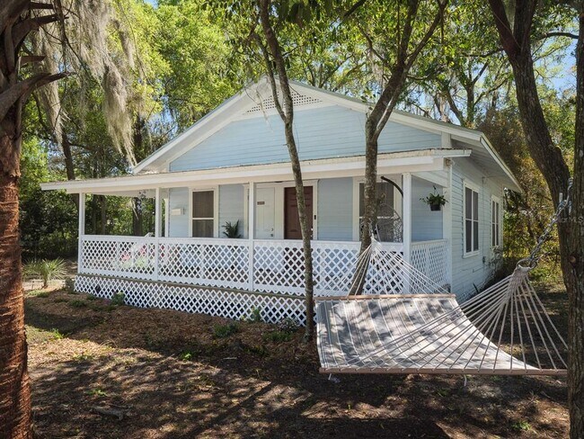 Foto del edificio - 1005 NE 3rd Ave