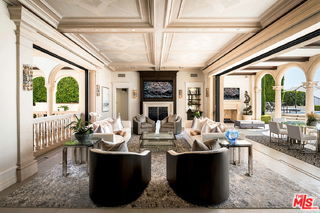 Foto del edificio - 6 Mystique