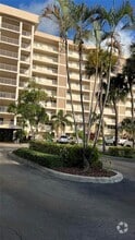 Building Photo - 2671 S Course Dr