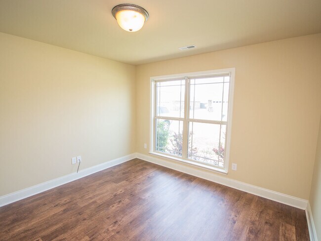 Foto del edificio - Fenced Full Brick in Athens