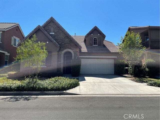 Foto principal - 15736 Cortland Ave