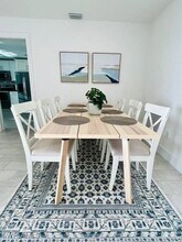 Building Photo - 3111 SE 22nd Pl