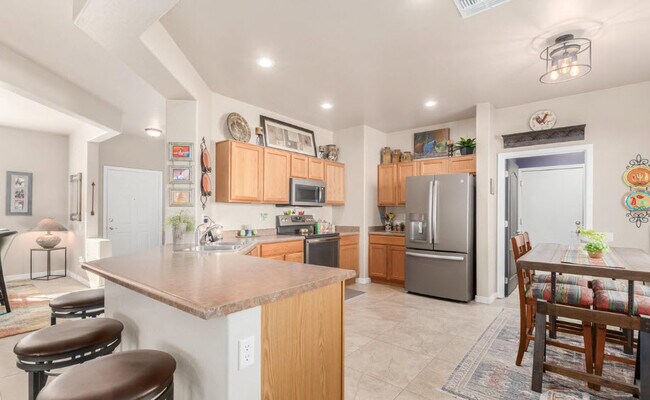 Foto del edificio - 8242 S Hidden Trail Ct