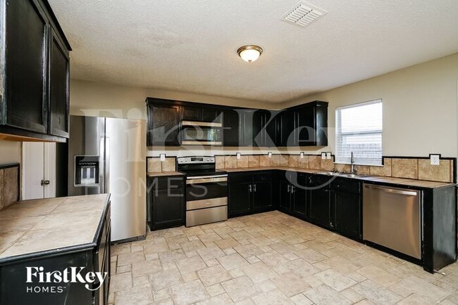 Foto del edificio - 3114 Melrose Dr