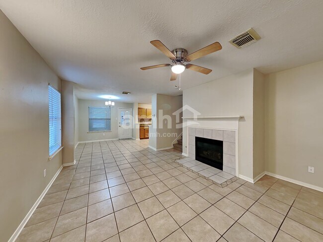 Foto del edificio - 5018 Steel Meadows Ln