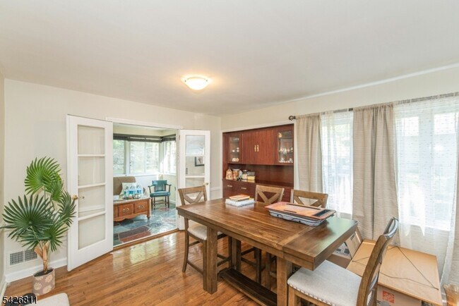 Foto del edificio - 123 Smull Ave